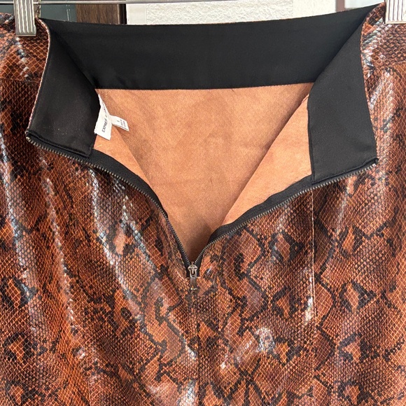 Express x Negin Mirsalehi Faux Leather Skirt - Brown/Black Snake Print Size 8 - Picture 6 of 10